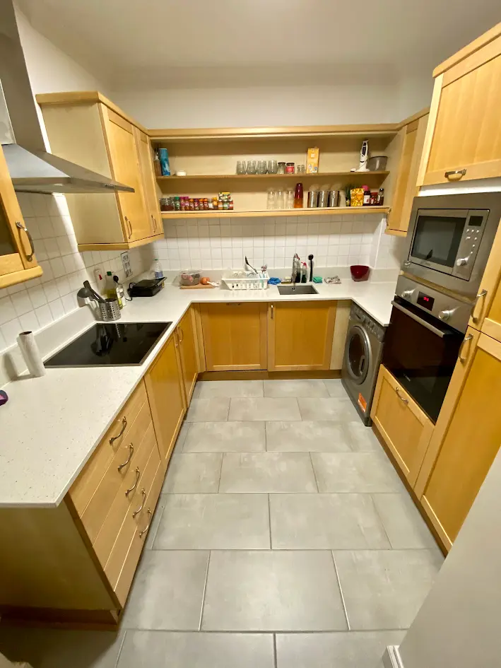 Double room near to Crossharbour